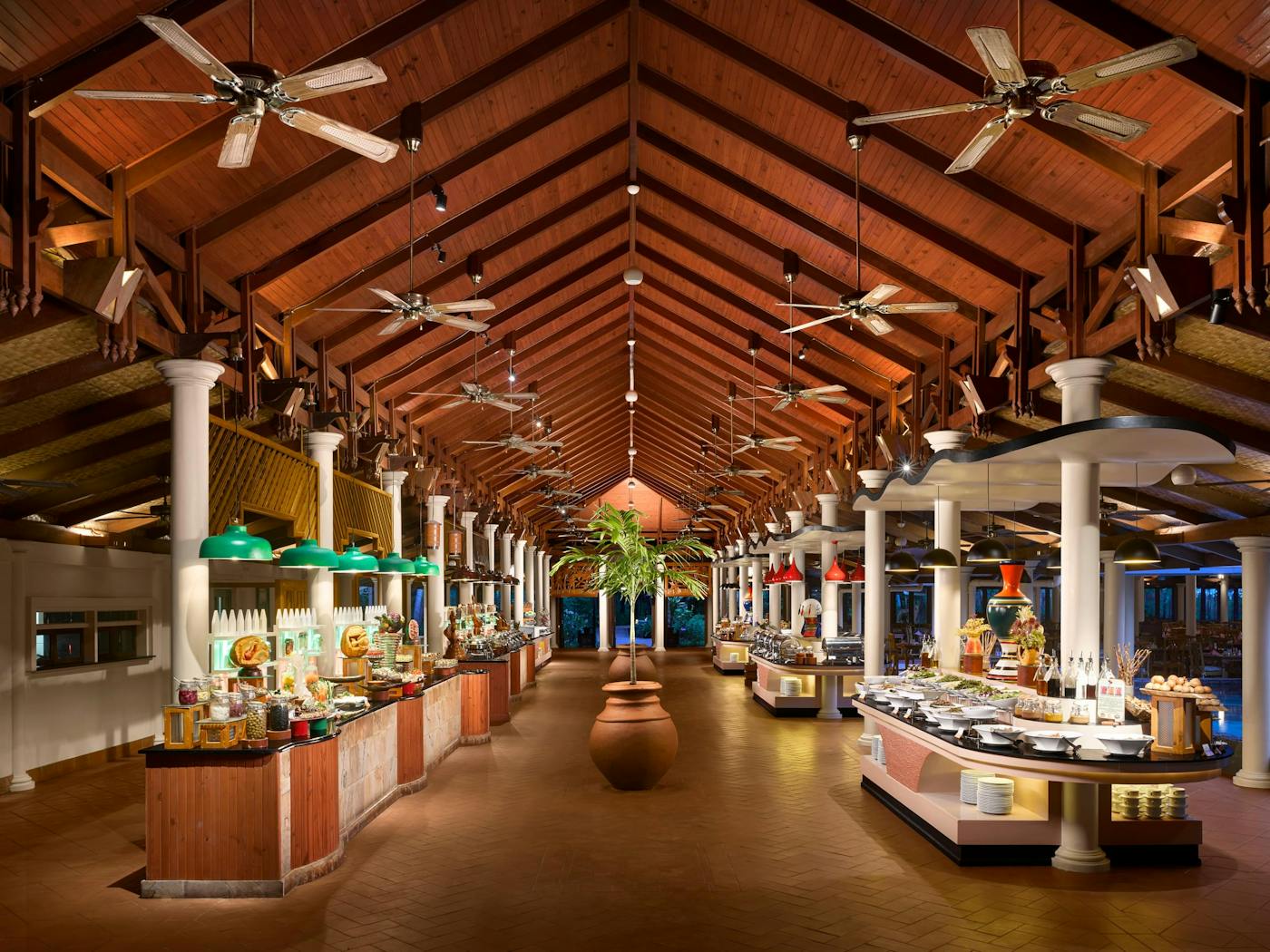 Maakaana Restaurant